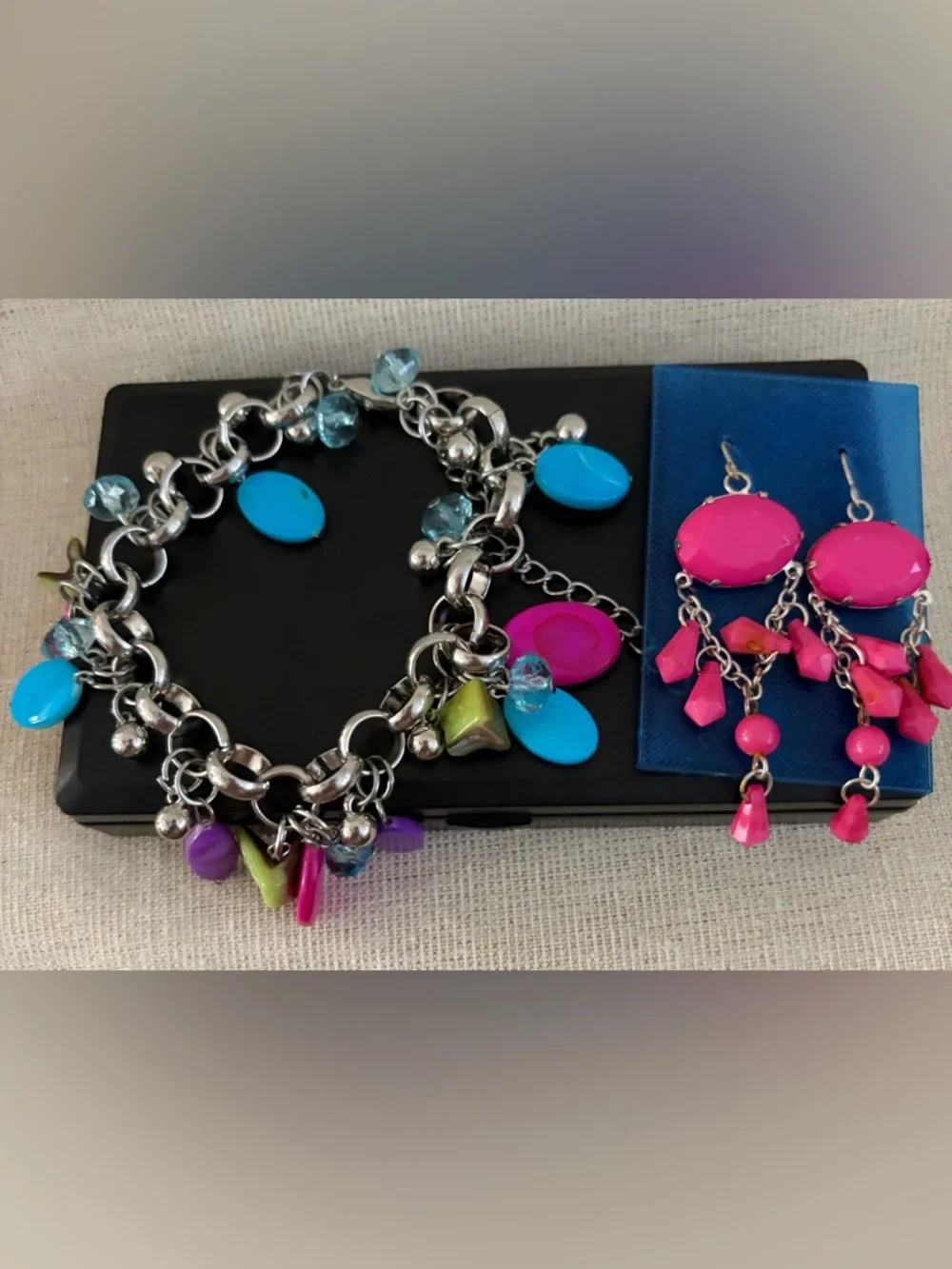 Colorful Charm Bracelet and Dangle Earrings Set - Pink & Turquoise